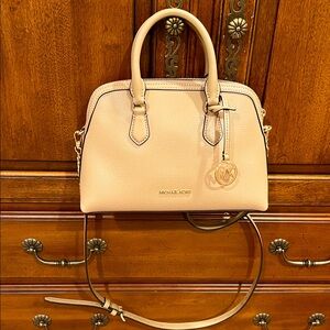 NWT Michael Kors Dome satchel leather Crossbody Bag with Gold Accents